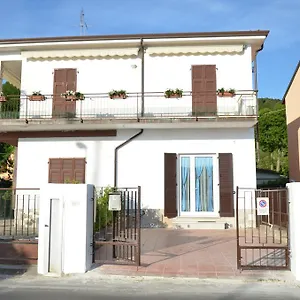 La Perla Del Magra Holidays House Ferienhaus Monte Marcello